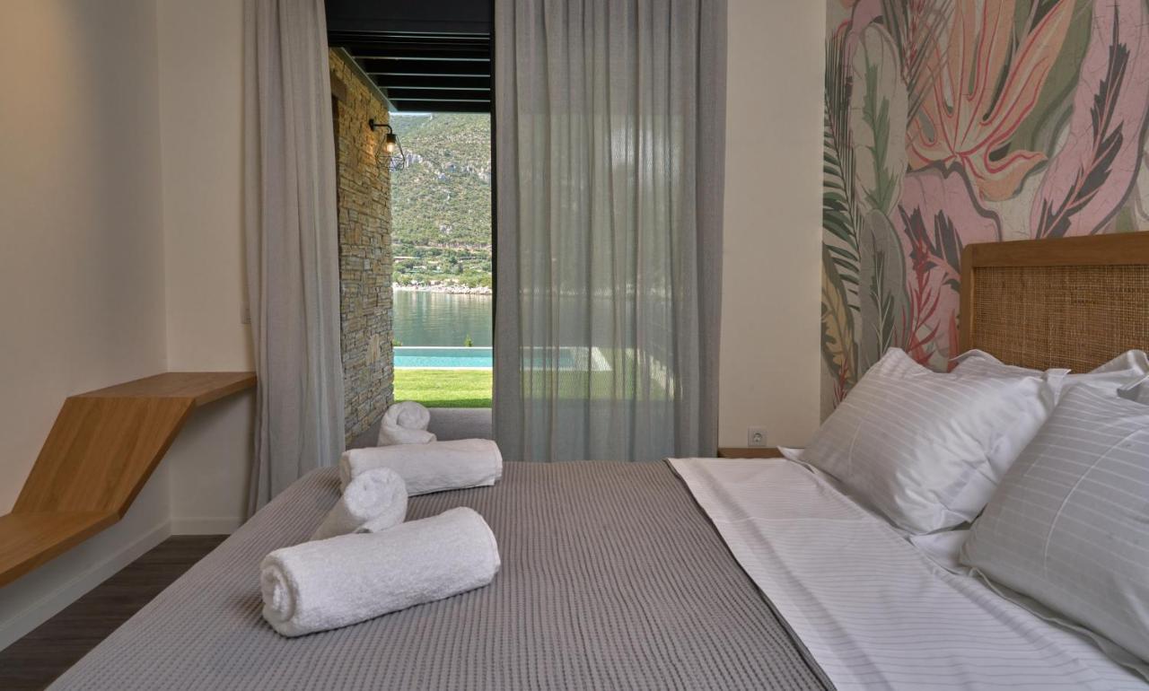 Into The Blue Suites Arkadiko Chorio Extérieur photo