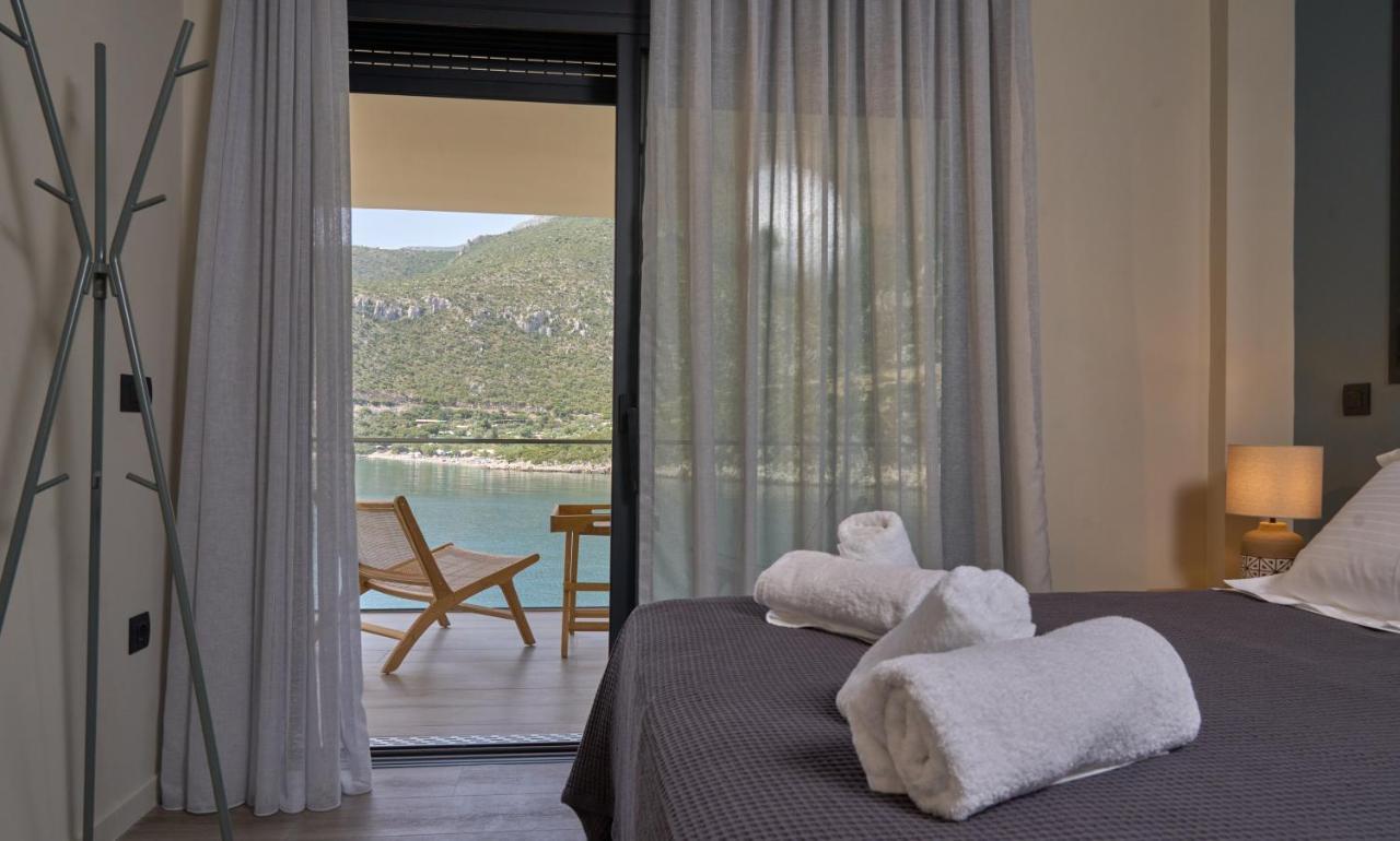 Into The Blue Suites Arkadiko Chorio Extérieur photo