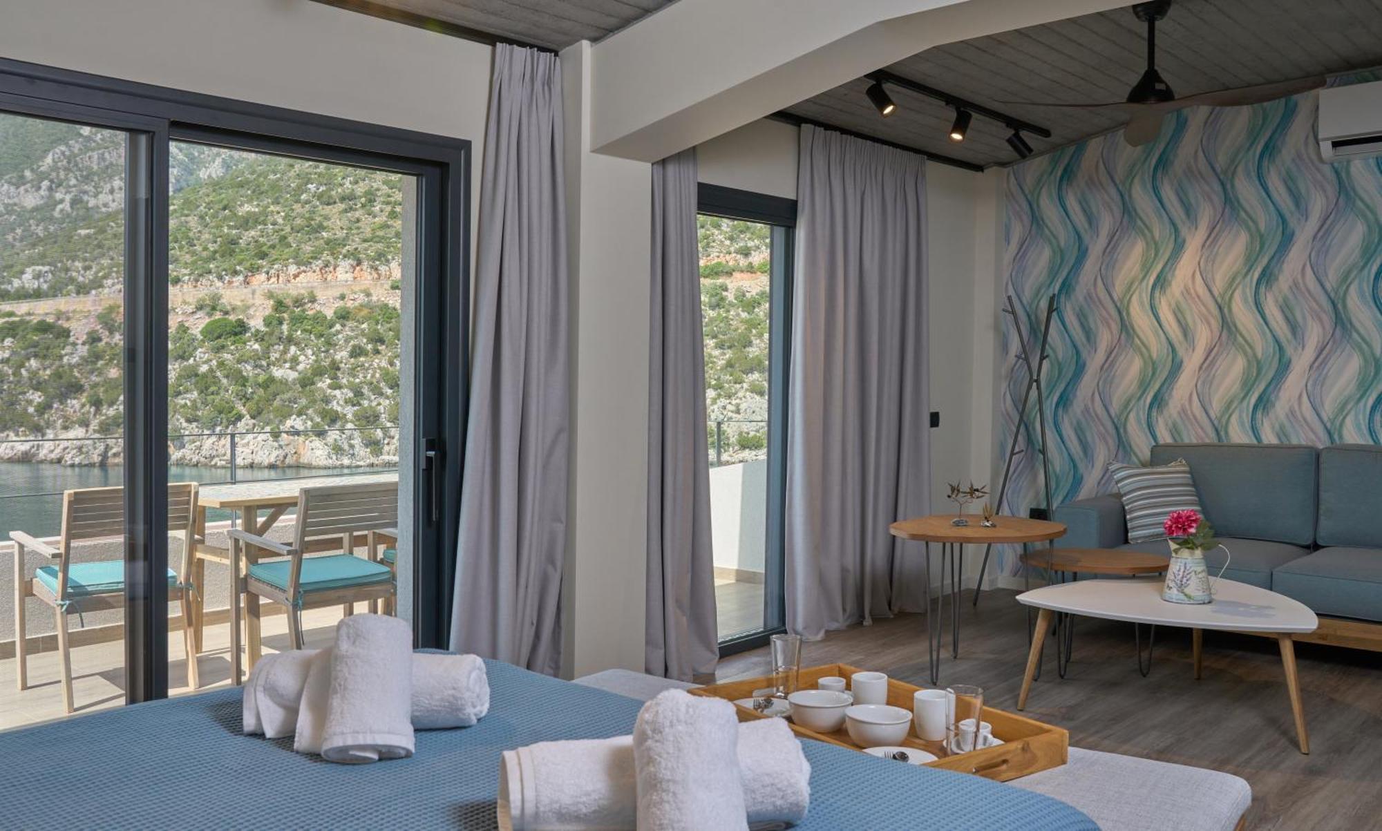 Into The Blue Suites Arkadiko Chorio Extérieur photo